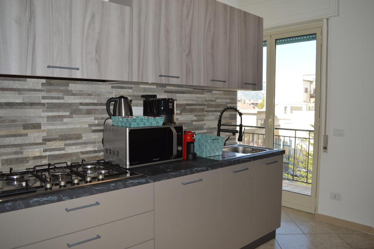 Emerella Guest House Siderno Beach エクステリア 写真