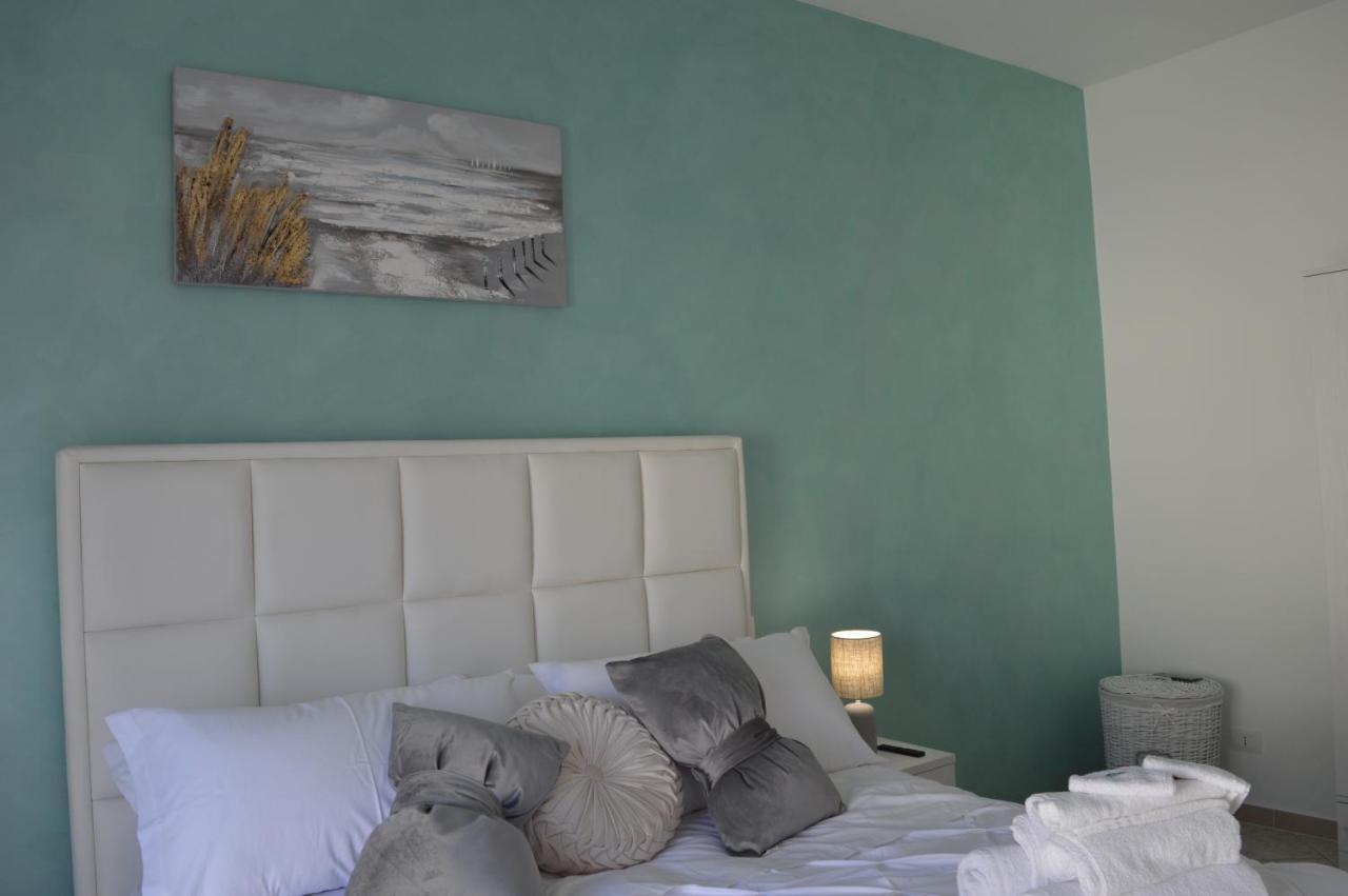 Emerella Guest House Siderno Beach エクステリア 写真